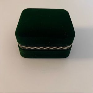 Benevolence LA emerald jewelry case
